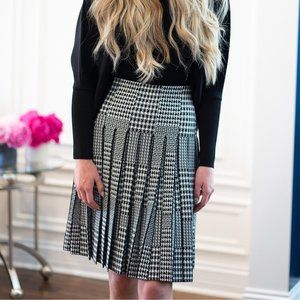 Aparalel NWT Infinity Skirt Black/White Plaid Brand New Never Worn!!! Size Small